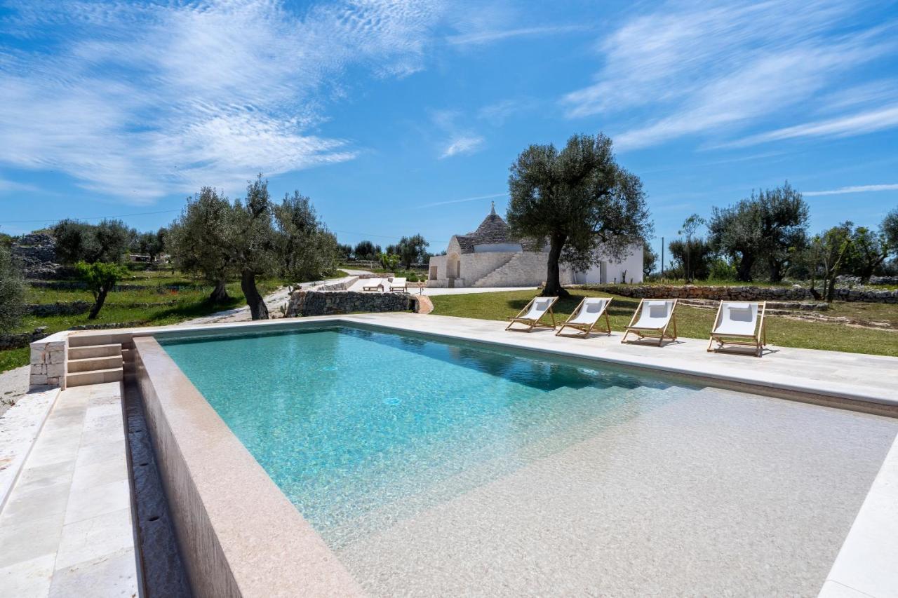 Trulli Cicerali , Trulli Design Con Piscina Panoramica Villa Ostuni Luaran gambar